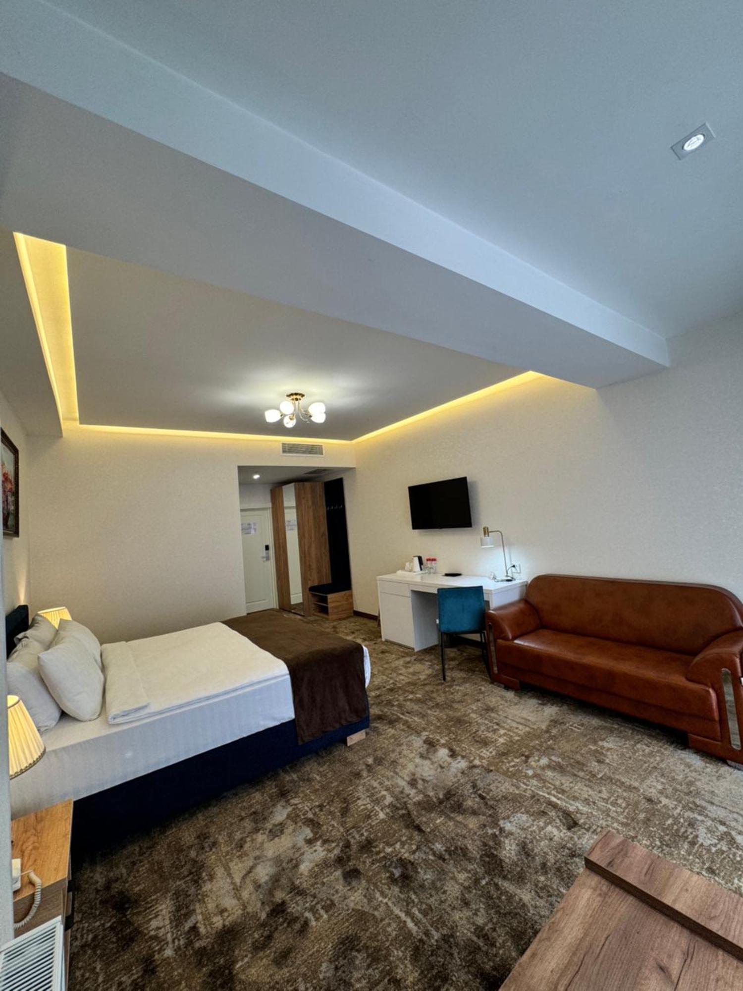 Garnet Mir Hotel طشقند المظهر الخارجي الصورة